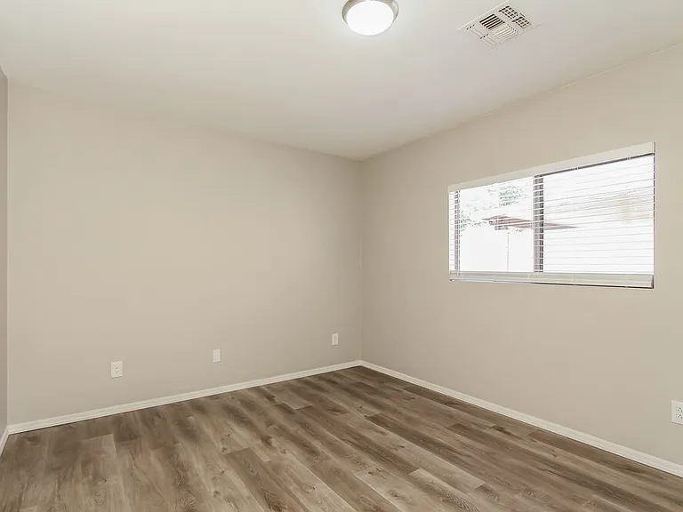 11807 W Ester Dr — Photo 13