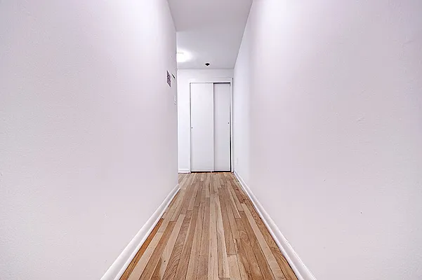 Rented by Urbane Brokerage | media 12