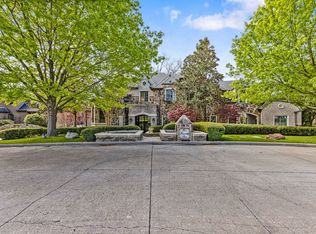 2 Terrabella Ln, Heath, TX 75032