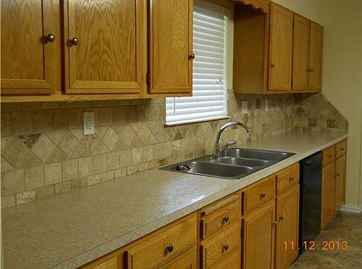 Loads of cabinets/counters