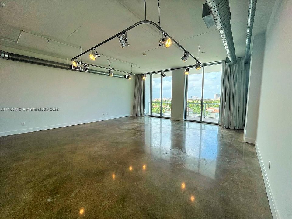 1st image of 3029 188th St #612