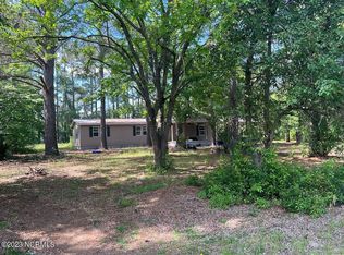 901 W Martin Luther King Dr, Maxton, NC 28364