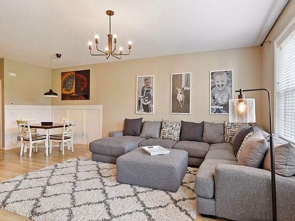 3rd image of 11015 Oak Grove Cir Unit B