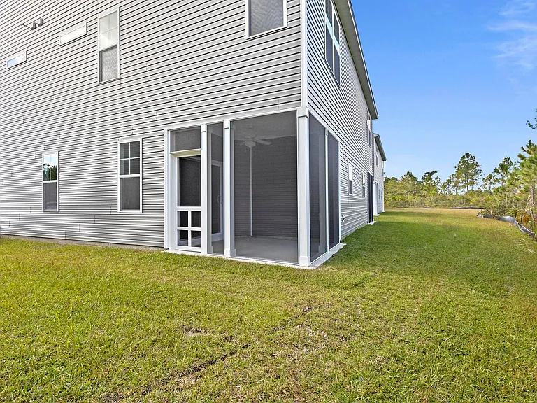 2035 Folkstone Woods Ln — Photo 27