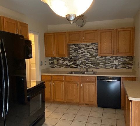 5th image of 1476 18th St