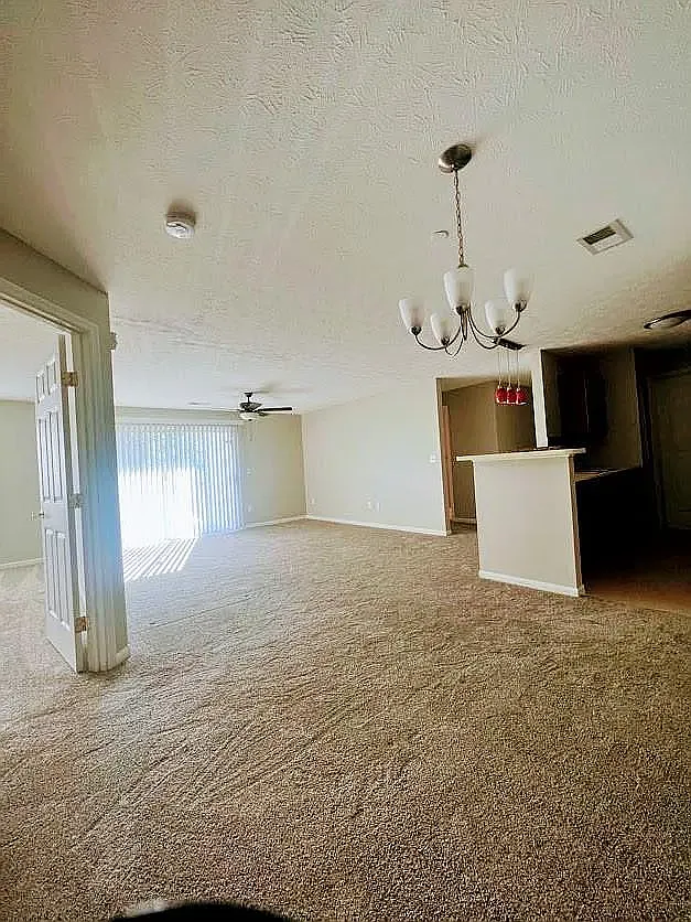 2 bed, 1144 sqft, $1,600 — Photo 1