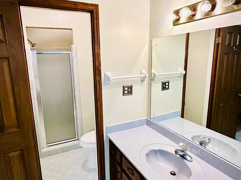 578 Winford Dr — Photo 17