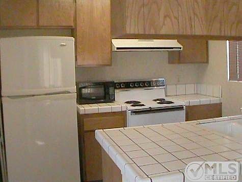 5th image of 479 F St Unit 215
