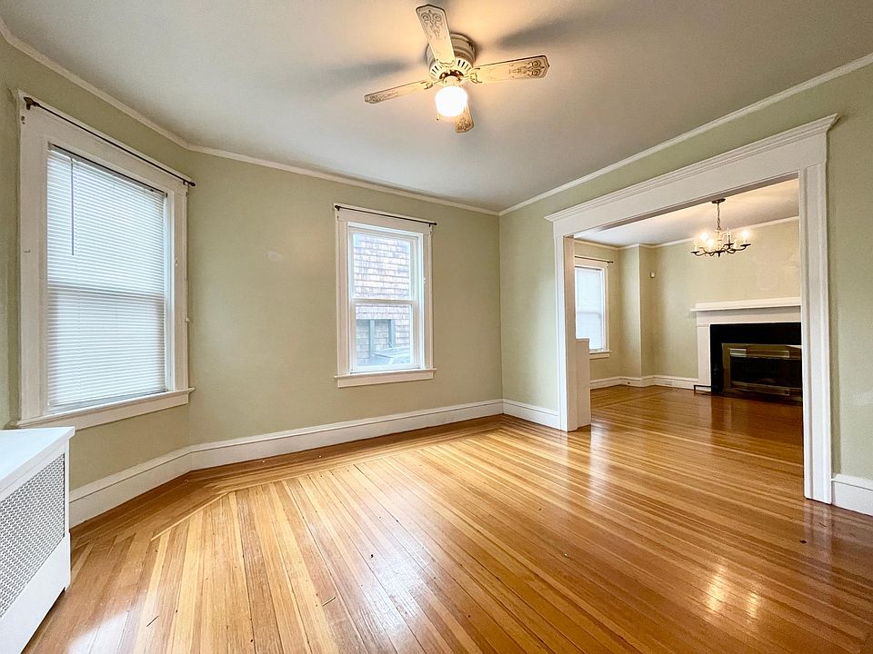 1st image of 9 Nisbet St Floor 1