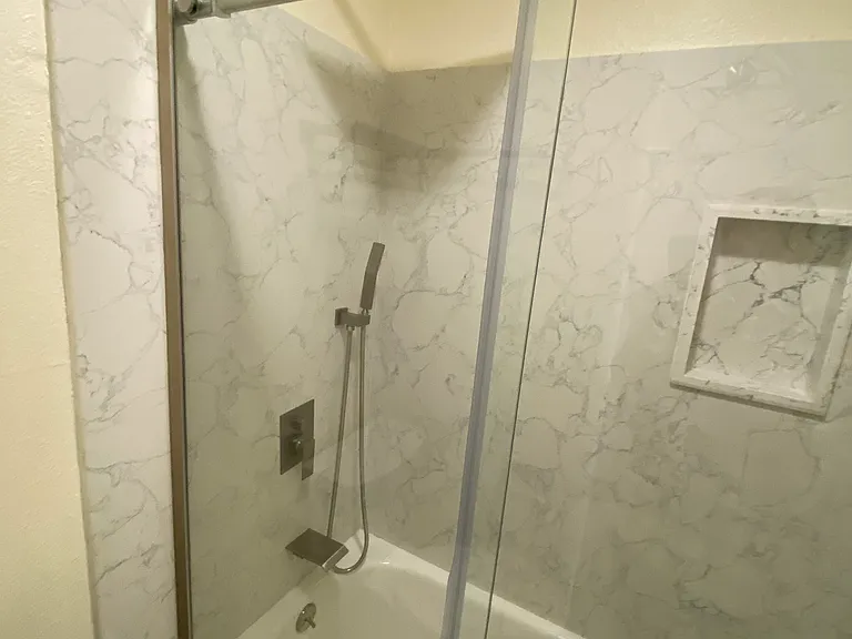 Mandarin Dr — Photo 64