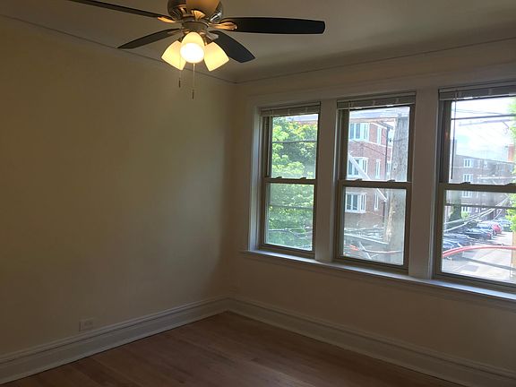 4th image of 6167 N Winchester Ave #2