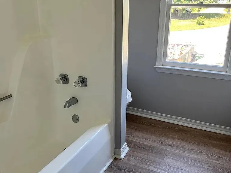 1307 Newfoundland Ct — Photo 8