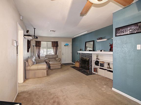 2nd image of 5551 Priscilla Ln