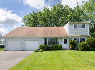 1118 Alden Ln, Buffalo Grove, IL 60089