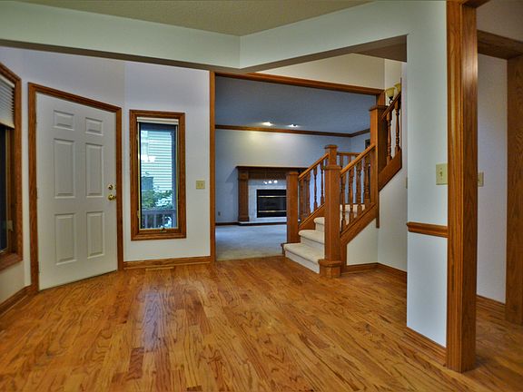 3rd image of 2700 Brookwood Dr