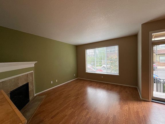 4th image of 17278 Marty Ln