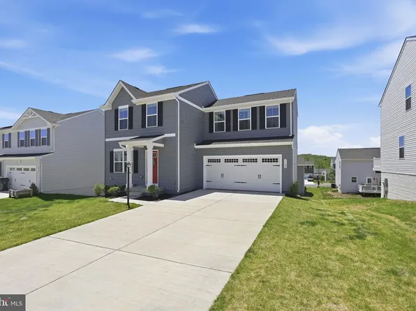 1704 Nebula Ln, Stafford, VA 22554