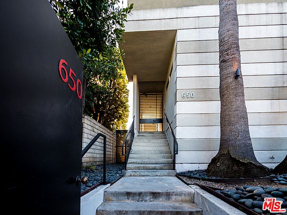 3rd image of 650 Rose Ave APT 3