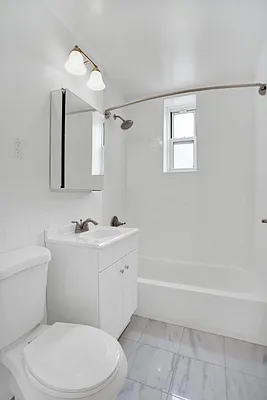 Rented by Living New York | media 7