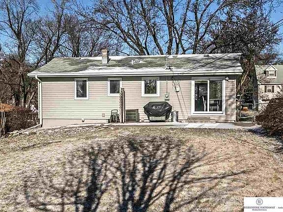 5th image of 7705 Nina St