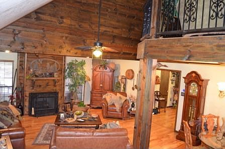 2nd image of 15515 State Highway 16