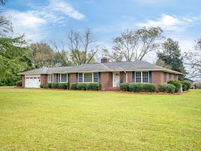 2422 New Holland Rd, Wagener, SC, 29164