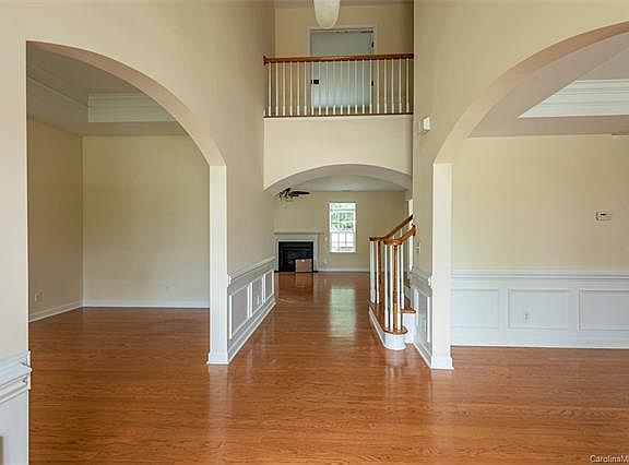 3rd image of 4016 Kalispell Ln