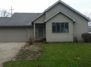 605 E Harrison St, Ransom, IL 60470