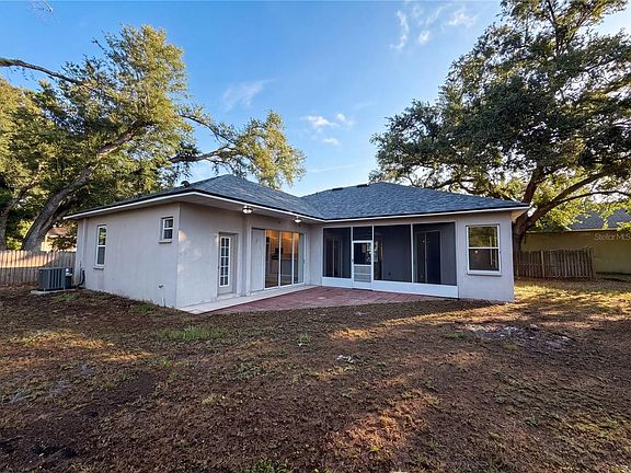 5th image of 203 Taylor Bay Ln