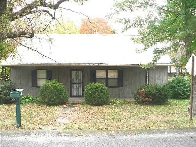 1st image of 313 Andrews Ave