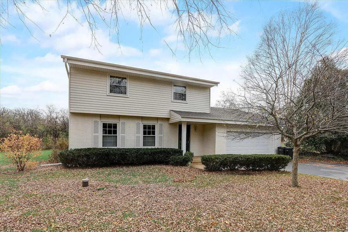 S37W31793 Bennett ROAD photo 1
