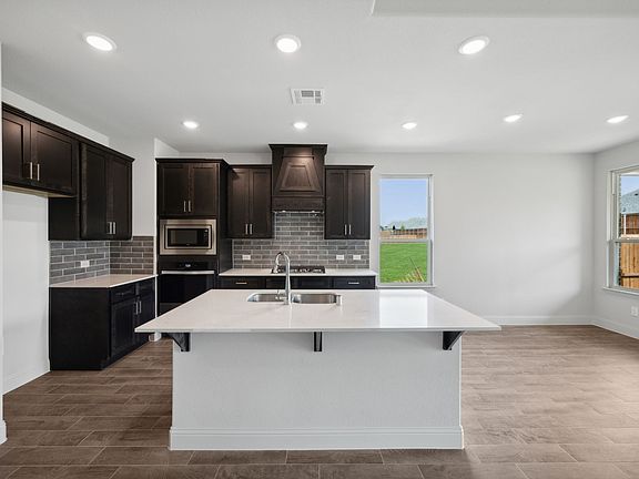 3rd image of 1212 Cristiano Dr