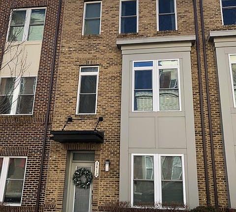 2nd image of 3412 11th St S #3412