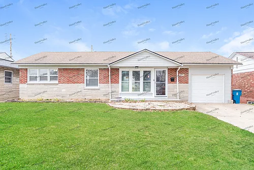 4316 Big Chief Dr Photo 1