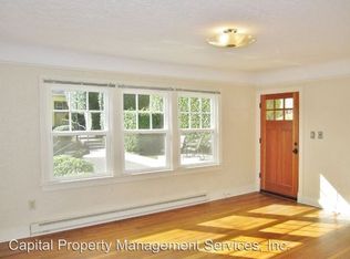 6425 SW Corbett Ave APT 1, Portland, OR 97239