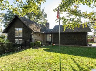 12455 Woodcrest Dr, Omaha, NE 68137