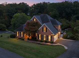 118 Sailview Dr, Forest, VA 24551