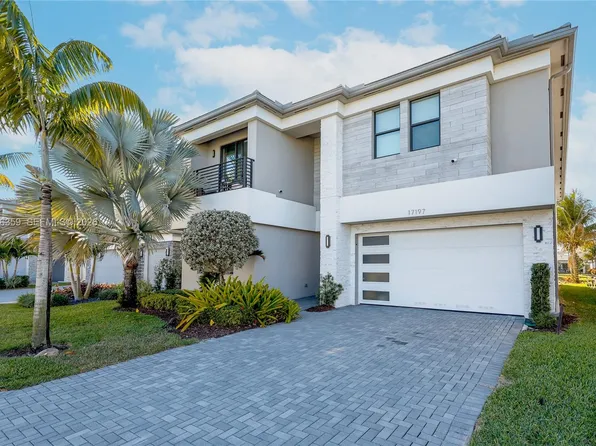 17197 Teton River Rd, Boca Raton, FL 33496