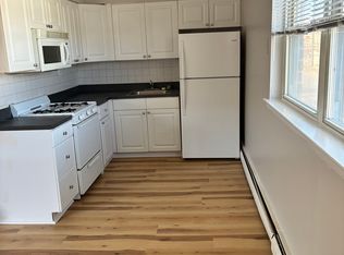 230 Chestnut St APT B1, Downingtown, PA 19335