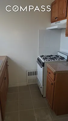 Rented by Compass | media 7