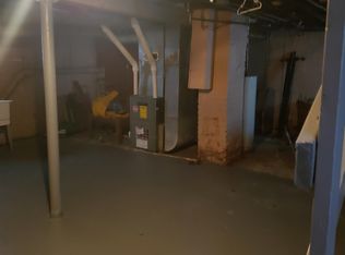 1874 Mannering Rd, Cleveland, OH 44112