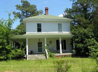 1009 Bowie St, Starr, SC 29684