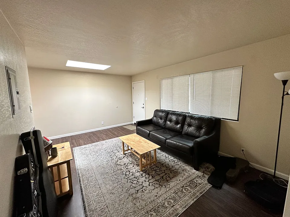 Derby Street Apartments LLC