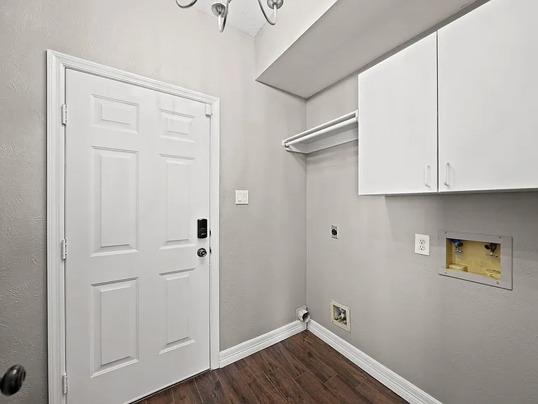 1207 Wildewood Ct — Photo 39