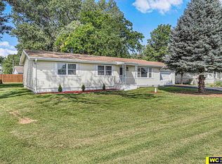 4809 Lakeland Dr, Blair, NE 68008