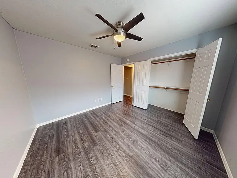 106 Cedar Ridge Dr — Photo 11