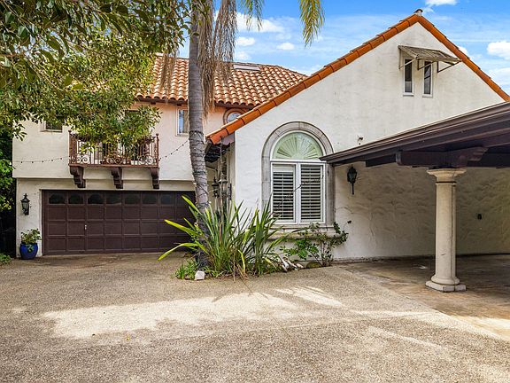 2nd image of 1721 De La Vina St