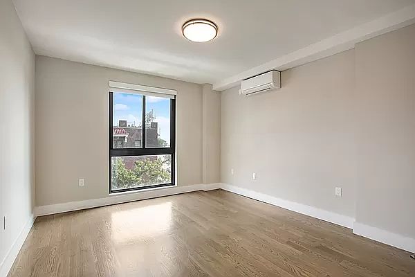 2nd image of 2885 W 15th St APT 2M
