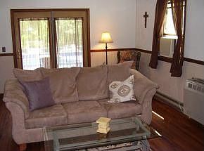 4th image of 456 Valley View Dr
