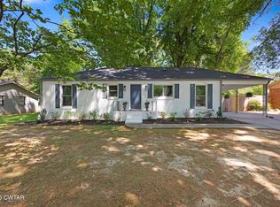 27 Ayers Dr, Jackson, TN 38301